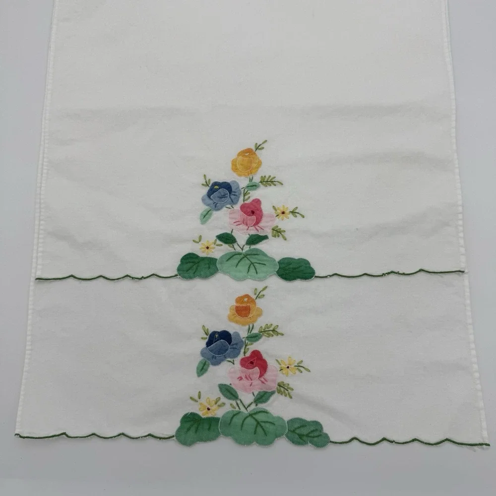 Set of 2 Vintage Cotton Tea Towels White Multicolor‎ Hand Embroidered Florals